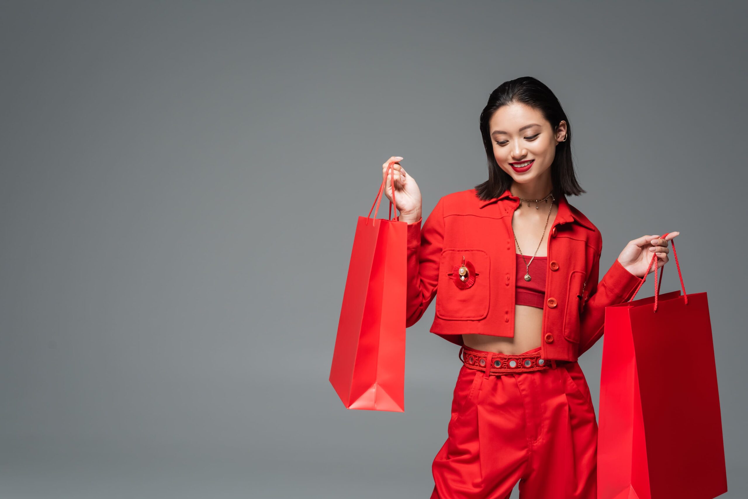Learning From the Largest E-commerce Companies in the World