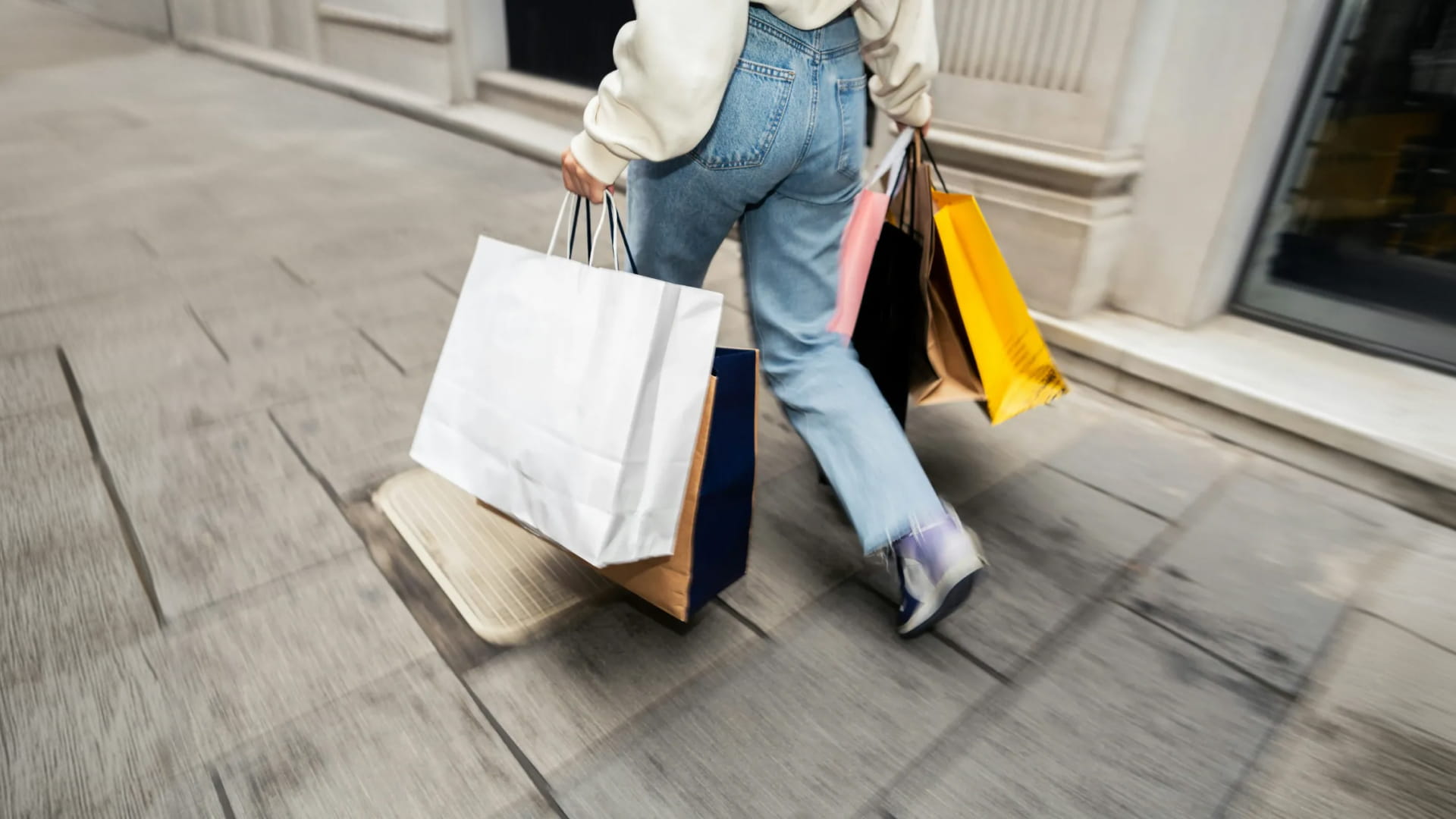 Do Flash Sales Still Work in Fashion What the Data Says