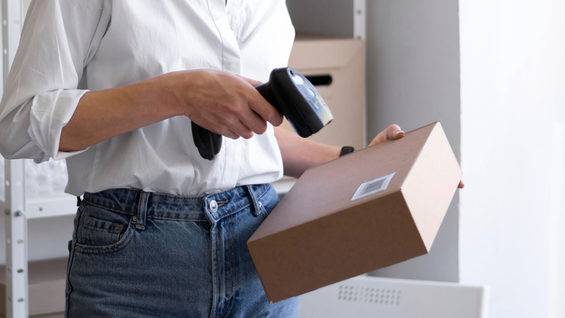 How to Reduce Returns and Exchanges in Apparel E-commerce